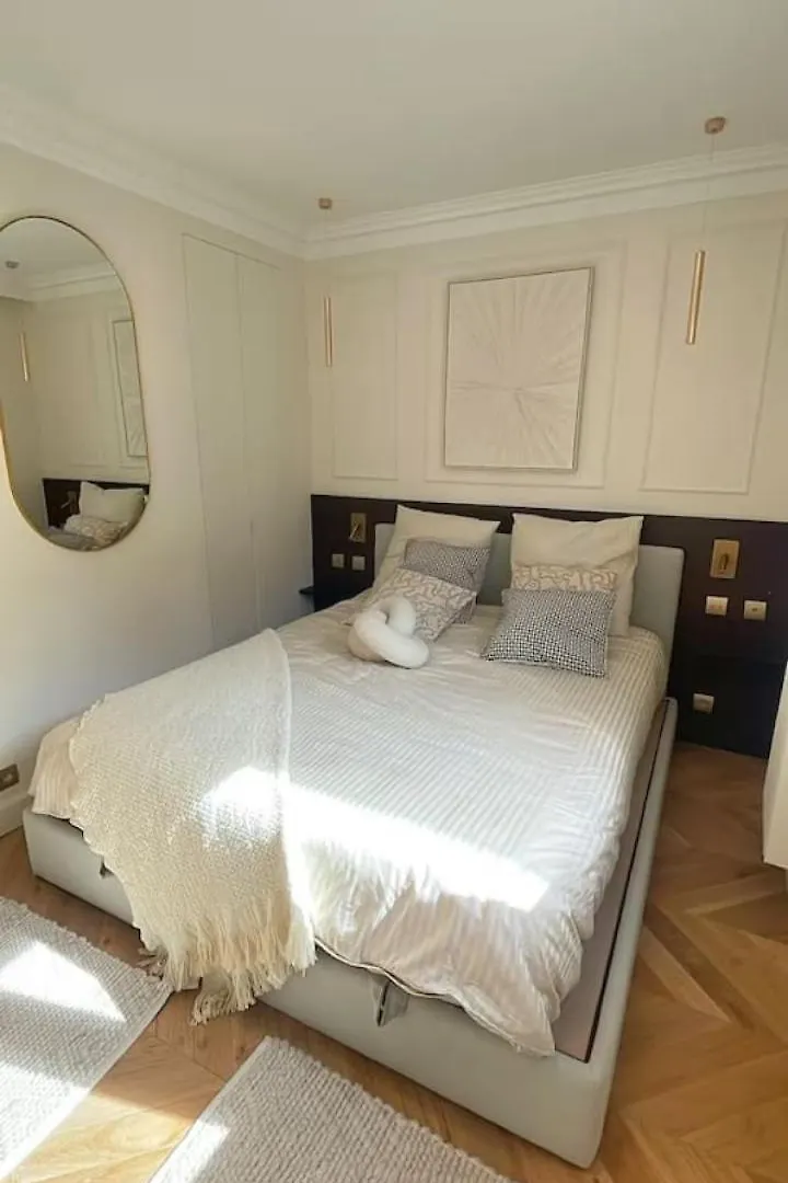 4p 1br - Fully Renovated With Ac - Champs-elysees Paris