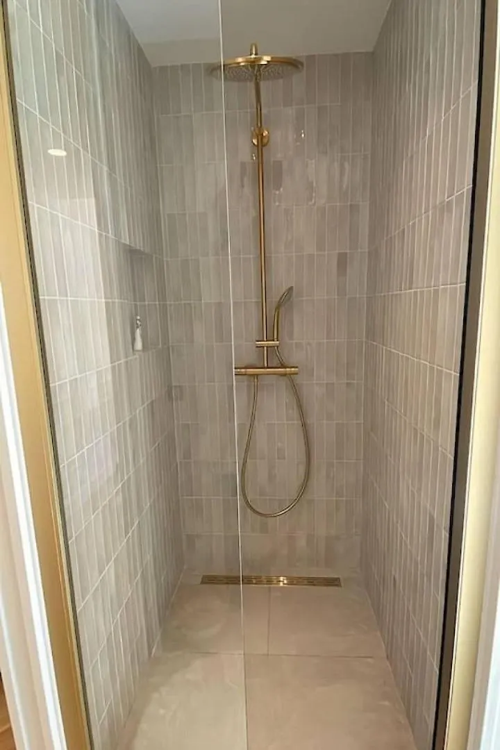 Apartment 4p 1br - Fully Renovated With Ac - Champs-elysees *